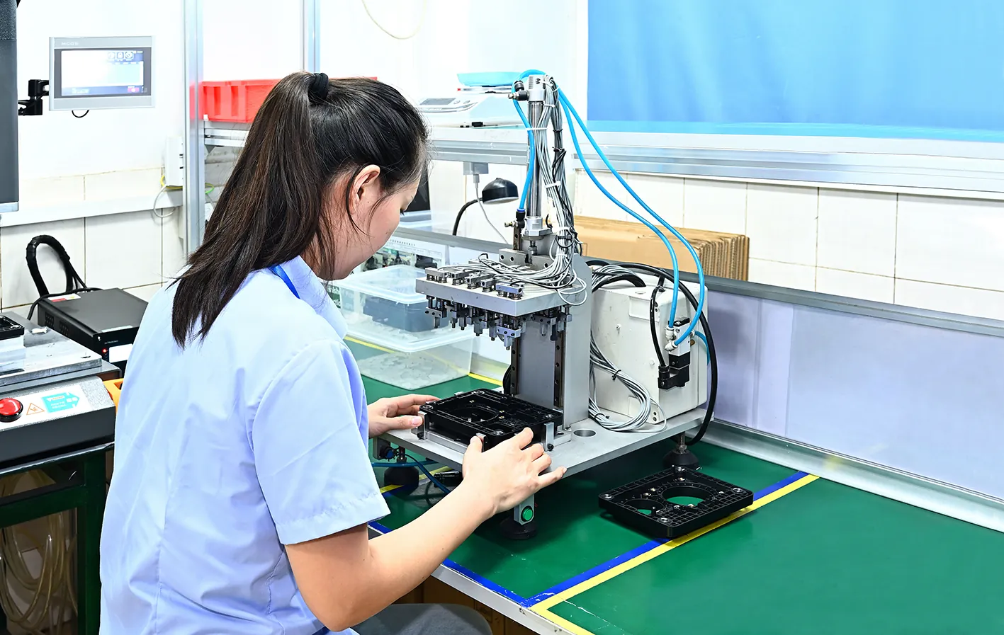 leak detection machine testing molded silicone seals - the acceptance test for medical and automotive sealing parts